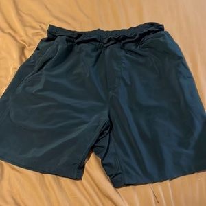 Fabletics Men Athletic Shorts 7”